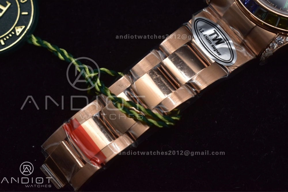 Daytona 116595RBOW RG Rainbow Crystal TWF Best Edition Black Dial on YG Bracelet A Classic 428