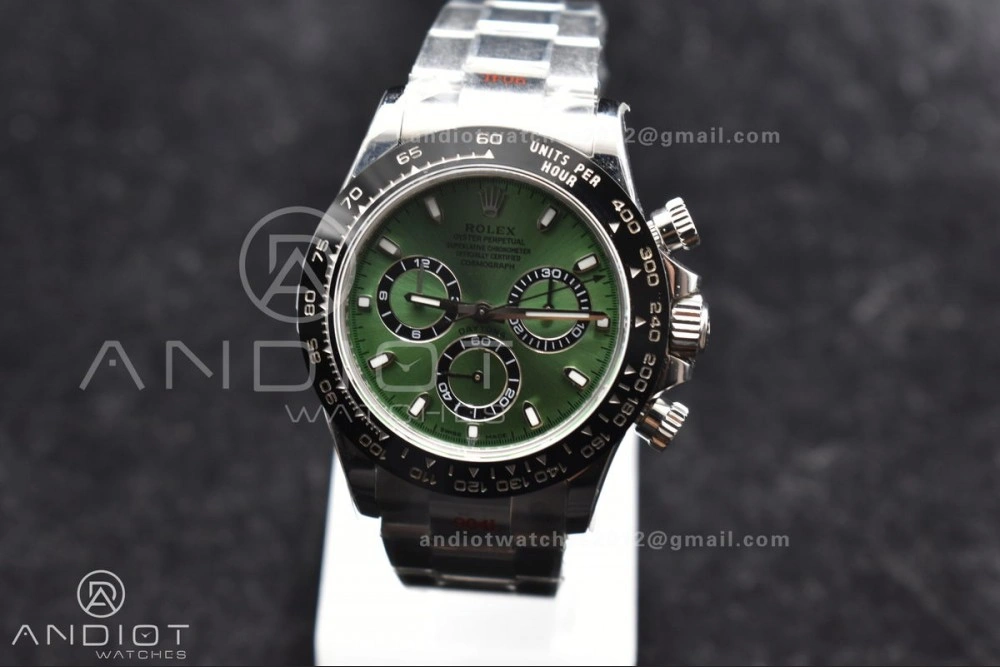 Sophisticated Daytona IPK 1:1 Best Edition 904L SS Case and Bracelet Green Dial Black Ceramic Bezel SA 817