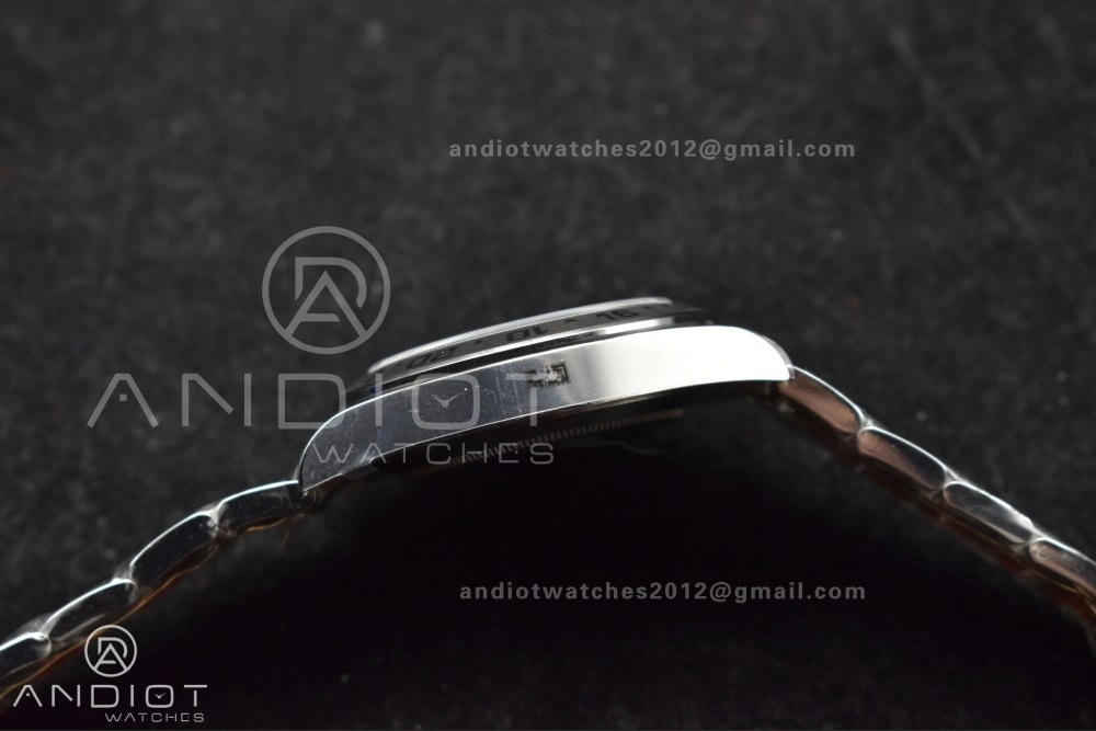 Effortless Explorer II 42mm 226570 904L SS Clean 1:1 Best Edition Black Dial on Bracelet DD 843