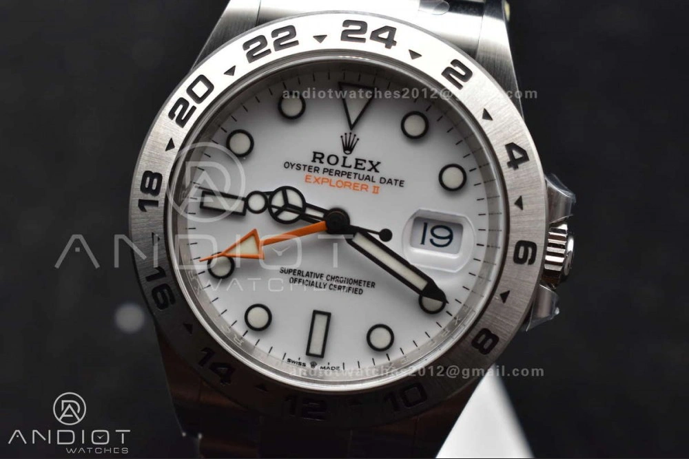 ComfortFit Explorer II 42mm 226570 904L SS Clean 1:1 Best Edition White Dial on Bracelet DD3285 CHS 845