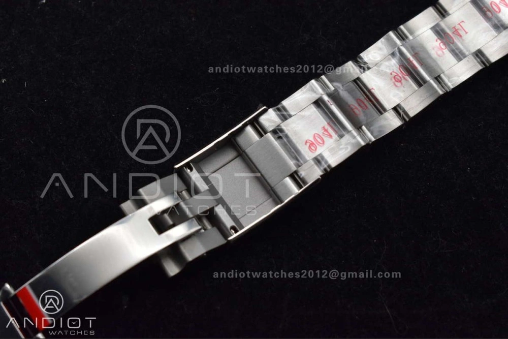 ComfortFit Explorer II 42mm 226570 904L SS Clean 1:1 Best Edition White Dial on Bracelet DD3285 CHS 845
