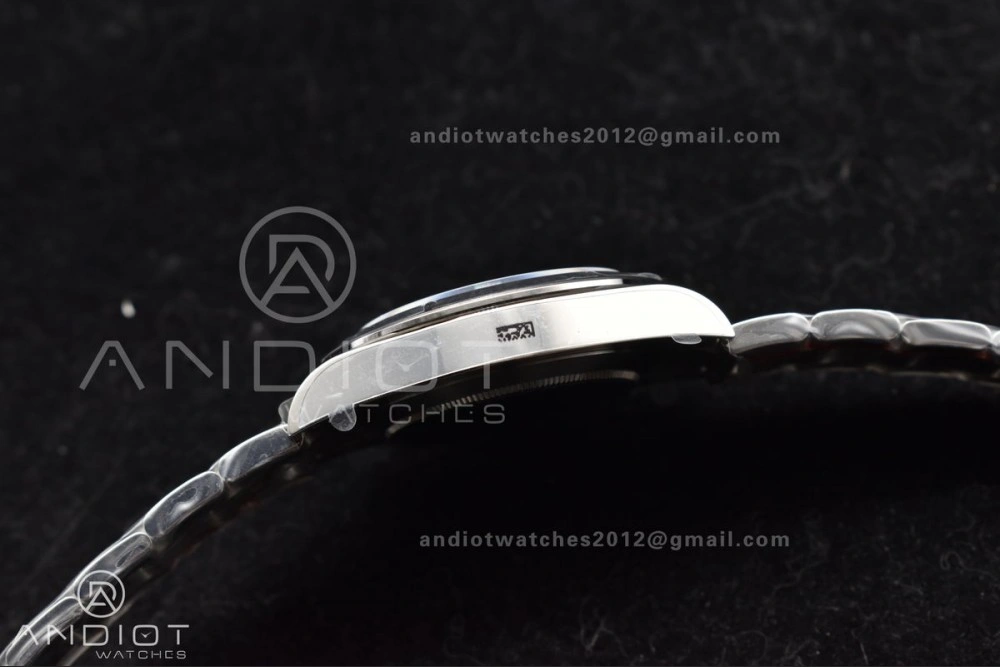 QuickDry Explorer II 42mm 226570 Black 904L SS GMF 1:1 Best Edition White Dial On Bracelet VR3285 CHS 844