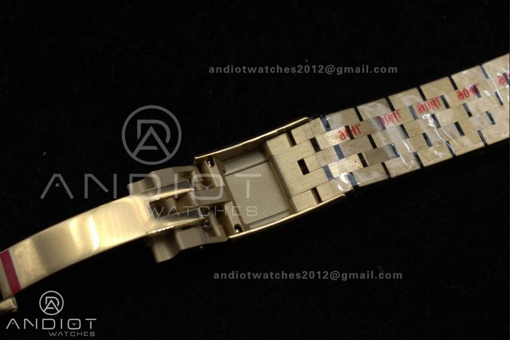GMT Master II 126718 GRNR Clean 1:1 Best Edition Black Dial on YG Jubilee Bracelet DD3285 CHS Versatile 928