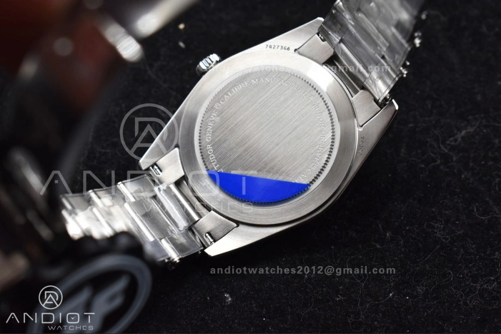 Heritage Black Bay 37mm SS ZF 1:1 Best Edition Black Dial on SS Bracelet A ModernLook 895
