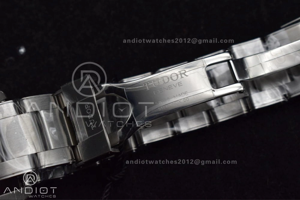 Attractive Heritage Black Bay Blue Bezel ZF 1:1 Best Edition on SS Bracelet A2824 V 1271