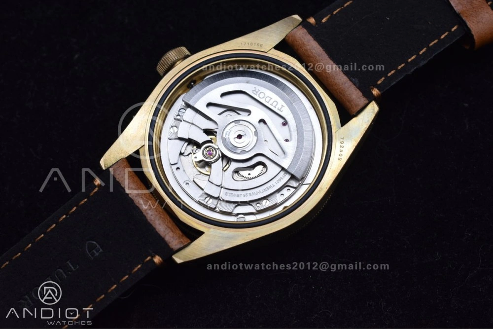 EasyCare Heritage Black Bay Bronze Blue XF 1:1 Best Edition on Aged Brown Leather Strap A2824 V3 (Free Nato Strap) 892