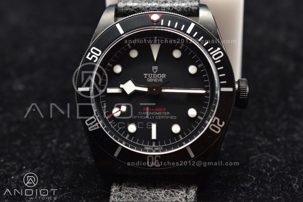 Heritage Black Bay Dark DLC ZF 1:1 Best Edition Black Bezel on Distressed Leather Strap A2824 V ComfortFit 425