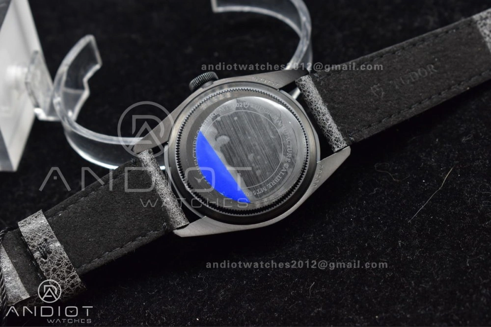 Heritage Black Bay Dark DLC ZF 1:1 Best Edition Black Bezel on Distressed Leather Strap A2824 V ComfortFit 425