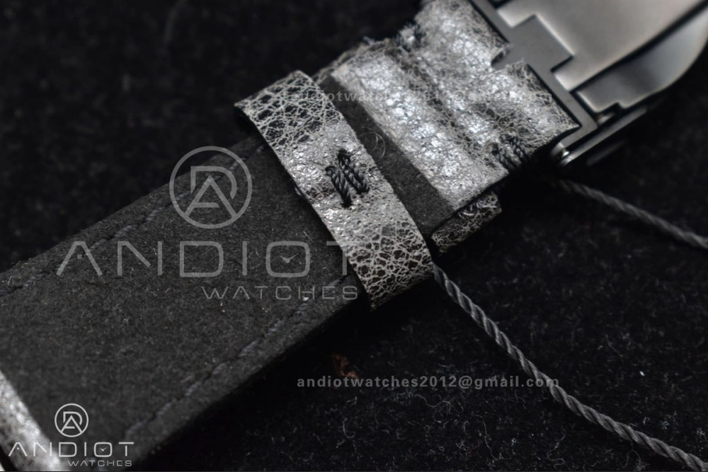 Heritage Black Bay Dark DLC ZF 1:1 Best Edition Black Bezel on Distressed Leather Strap A2824 V ComfortFit 425