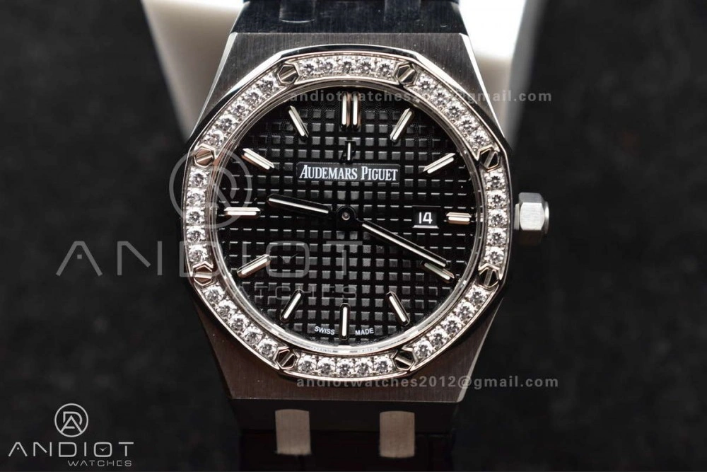 FastDry Lady Royal Oak 33mm 67651 SS Diamond Bezel V7F 1:1 Black Textured Dial On Stainless Strap Ronda Quartz 120