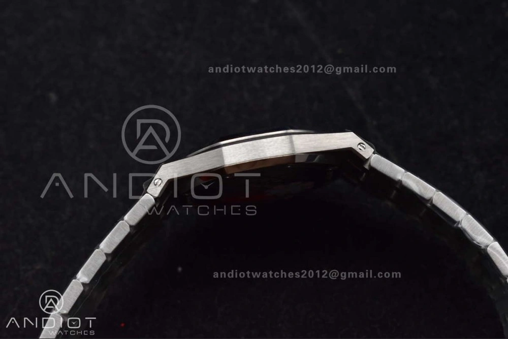 Lady Royal Oak 33mm 67651 SS Diamond Bezel V7F 1:1 White Textured Dial On Stainless Strap Ronda Quartz to AP Cal. Original 110