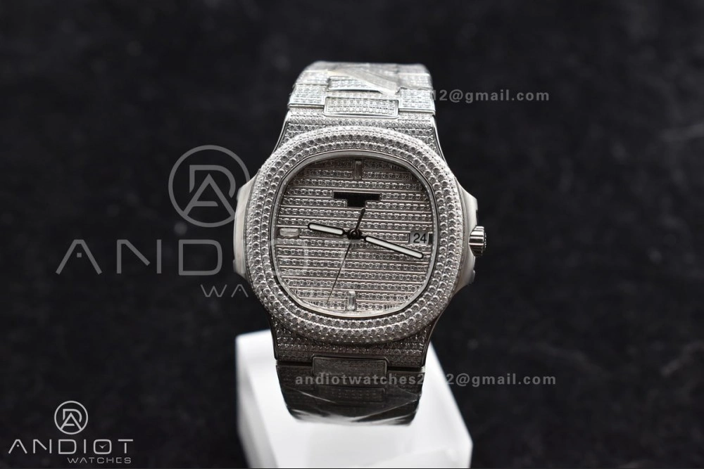 Unisex Nautilus 5711 SS TWF Full Diamonds Bezel & Dial on Diamonds Bracelet A 384