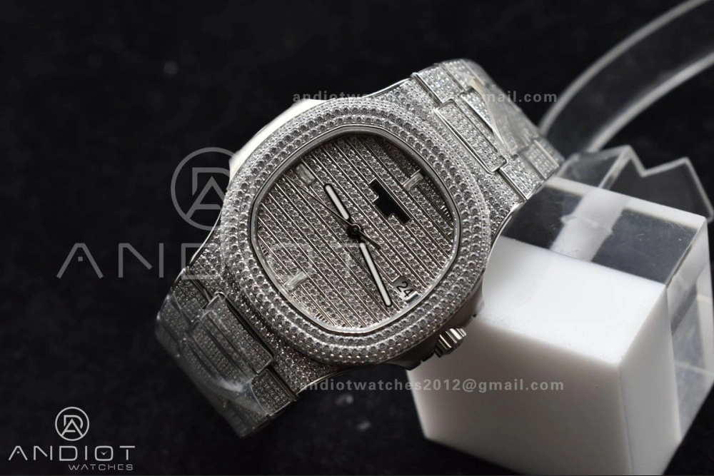 Unisex Nautilus 5711 SS TWF Full Diamonds Bezel & Dial on Diamonds Bracelet A 384