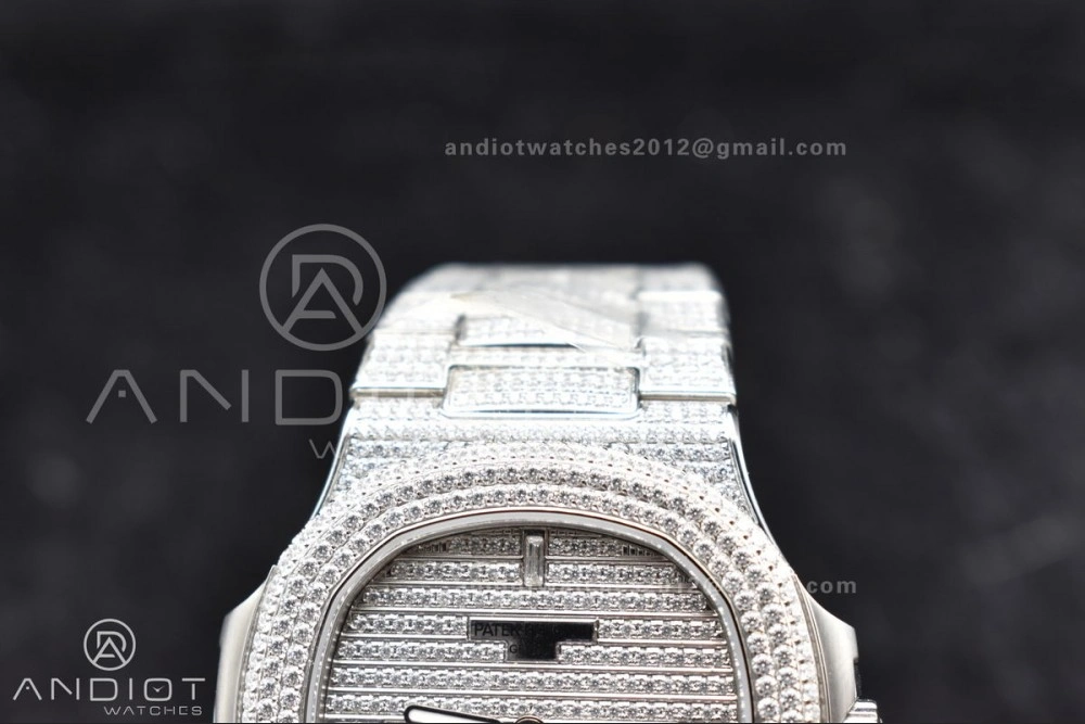 Unisex Nautilus 5711 SS TWF Full Diamonds Bezel & Dial on Diamonds Bracelet A 384