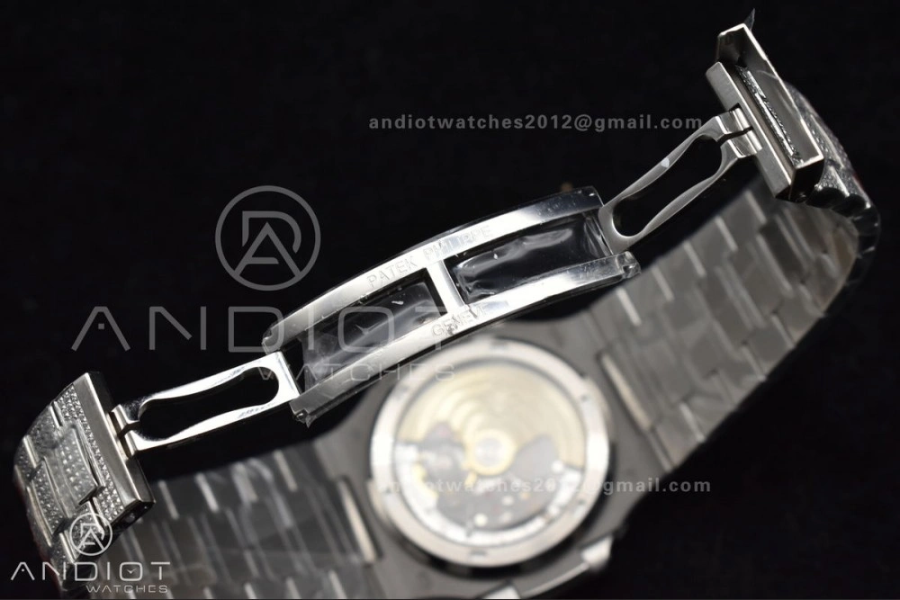 Unisex Nautilus 5711 SS TWF Full Diamonds Bezel & Dial on Diamonds Bracelet A 384