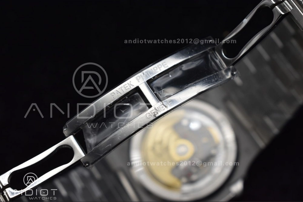 Unisex Nautilus 5711 SS TWF Full Diamonds Bezel & Dial on Diamonds Bracelet A 384