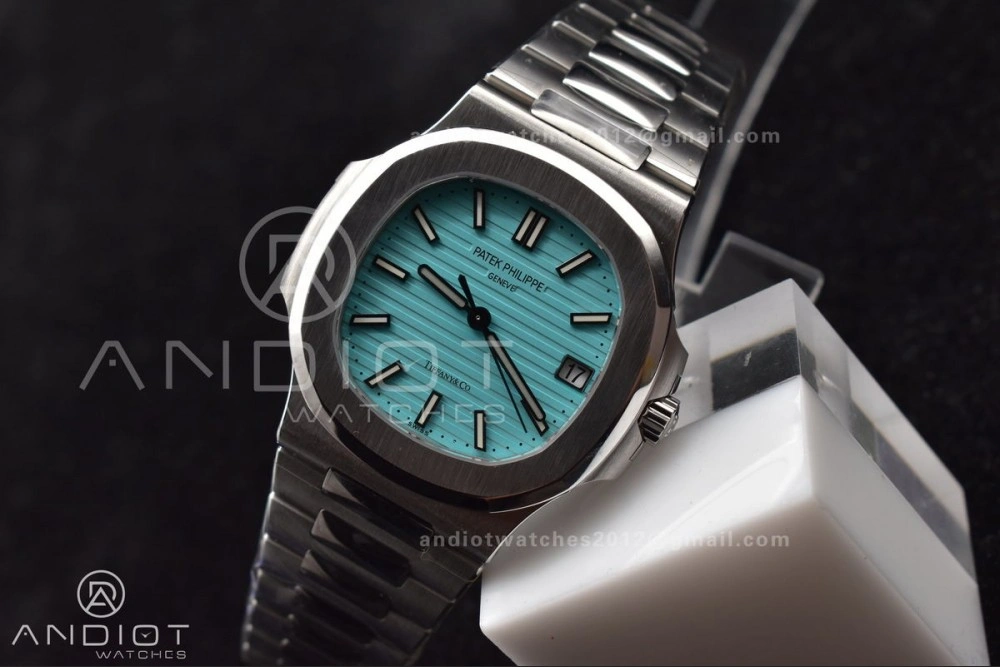 Flexible Nautilus 5711 Tiffany GRF 1:1 Best Edition Tiffany Blue Dial on SS Bracelet 324CS 386