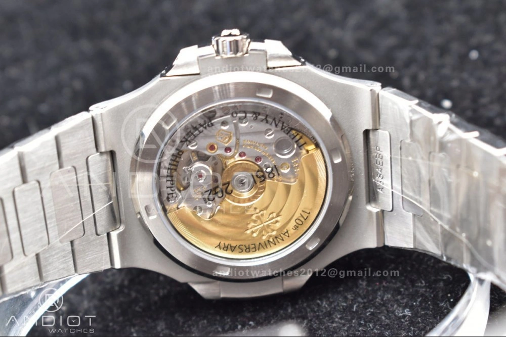 Flexible Nautilus 5711 Tiffany GRF 1:1 Best Edition Tiffany Blue Dial on SS Bracelet 324CS 386