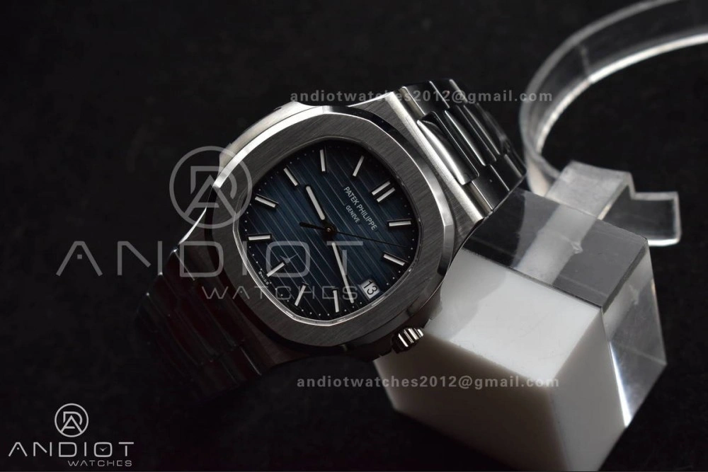Nautilus 5711 1A 3KF 1:1 Best Edition Blue Textured Dial on SS Bracelet A324 Super Clone V NewStyle 364