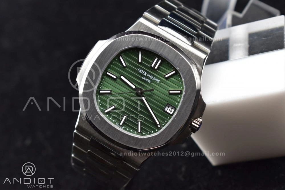 WaterResistant Nautilus 5711 1A 3KF 1:1 Best Edition Green Textured Dial On SS Bracelet A324 Super Clone V 426