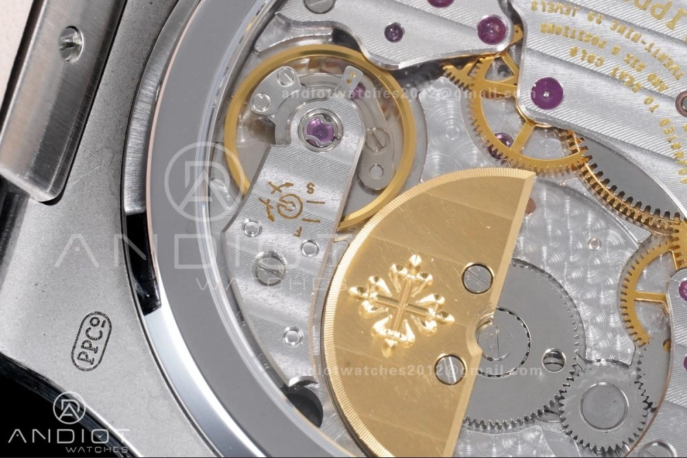 Nautilus 5712 Full Diamonds SS PPF 1:1 Best Edition Gray Dial on Black Leather Strap A240 Super Clone V Cozy 361