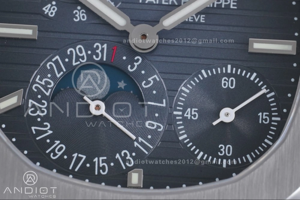 Nautilus 5712 SS PPF 1:1 Best Edition Blue Dial on SS Bracelet PPF240 Super Clone V Chic 365