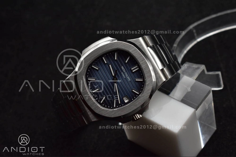 Original Nautilus 5811 1A 3KF 1:1 Best Edition Blue Textured Dial on SS Bracelet A330 Super Clone 379