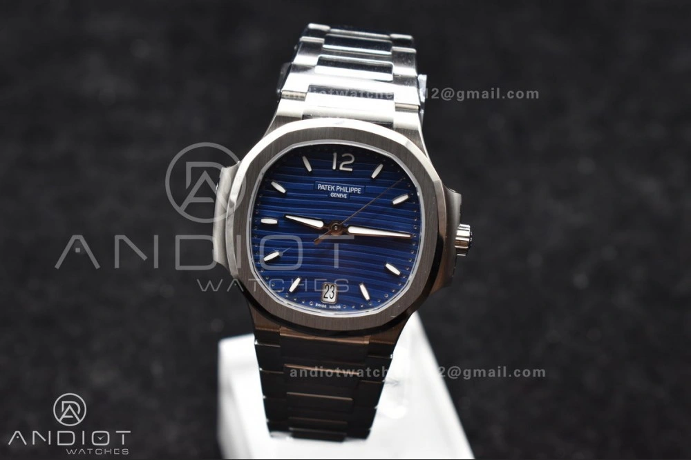 Nautilus 7118 3KF 1:1 Best Edition Blue Textured Dial on SS Bracelet A324 Super Clone V MultiPurpose 362