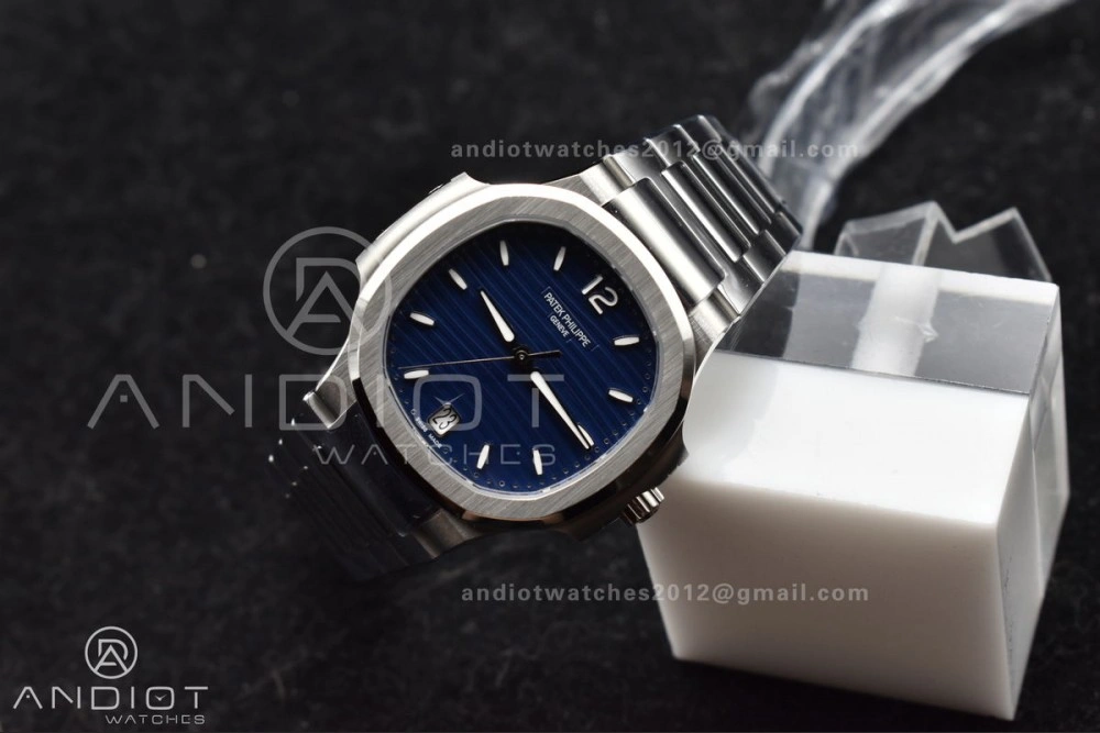 Nautilus 7118 3KF 1:1 Best Edition Blue Textured Dial on SS Bracelet A324 Super Clone V MultiPurpose 362