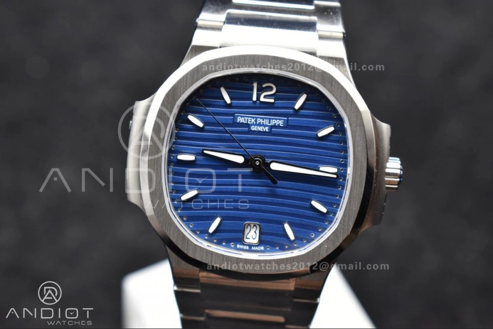 Nautilus 7118 3KF 1:1 Best Edition Blue Textured Dial on SS Bracelet A324 Super Clone V MultiPurpose 362
