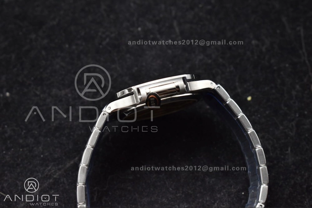 Nautilus 7118 3KF 1:1 Best Edition Blue Textured Dial on SS Bracelet A324 Super Clone V MultiPurpose 362
