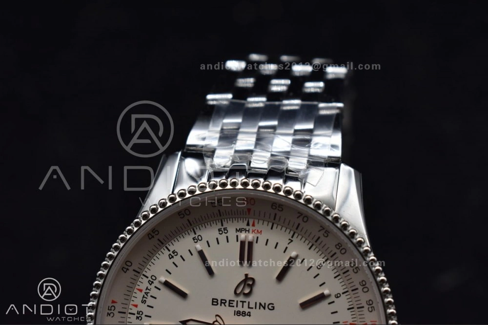 Navitimer 1 SS V7F 1:1 Best Edition RG Bezel White Dial on SS Bracelet A Functional 923