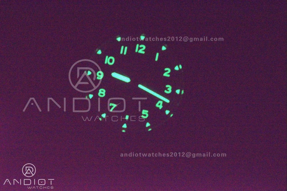 Navitimer 8 Automatic 41mm PVD TF 1:1 Best Edition Green Dial on Green Nylon Strap A Timeless 190