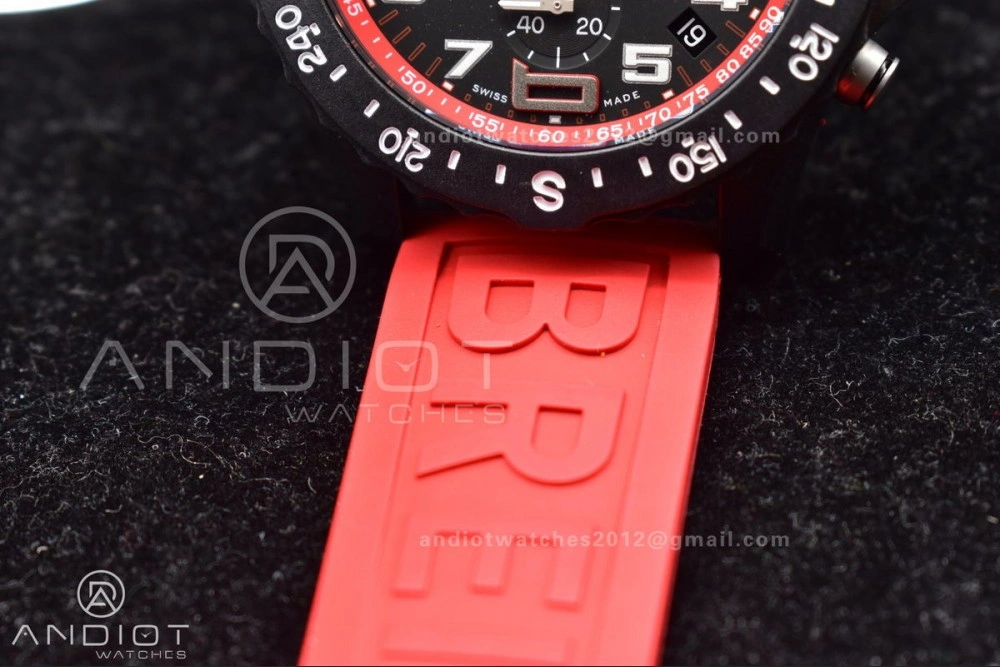 OF Factory Breilting Endurance Pro 44mm Supportive 193