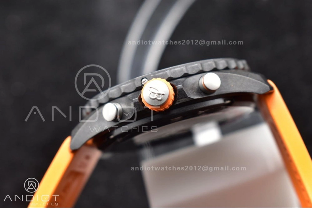 OF Factory Breilting Endurance Pro 44mm EasyCare 186