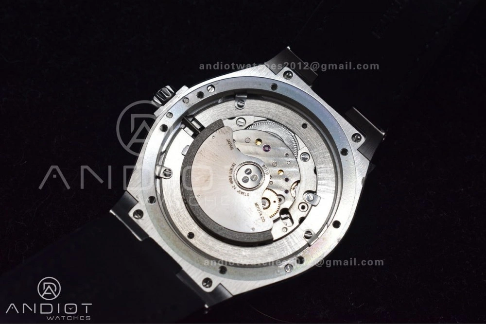 Supportive Overseas SS 8F Maker Black Dial on Black Rubber Strap 1288