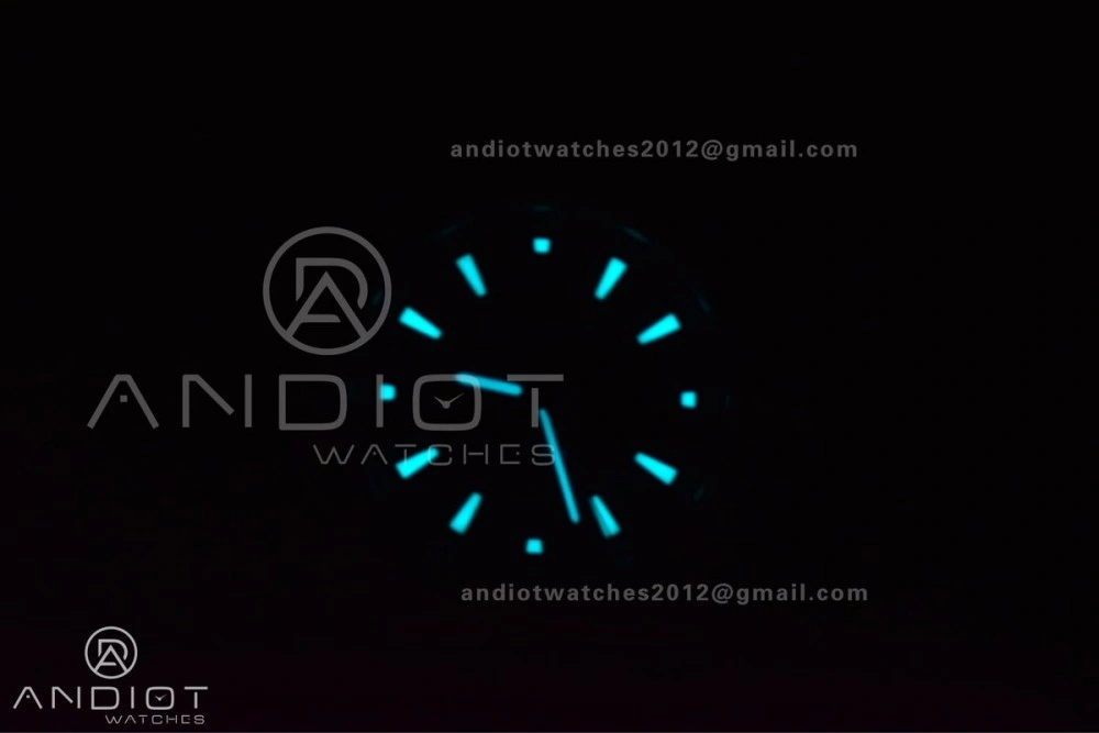 Supportive Overseas SS 8F Maker Black Dial on Black Rubber Strap 1288