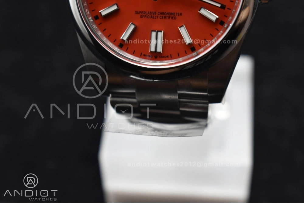 Oyster Perpetual 124300 41mm Clean 1:1 Best Edition 904L Steel Red Dial VR Unisex 938