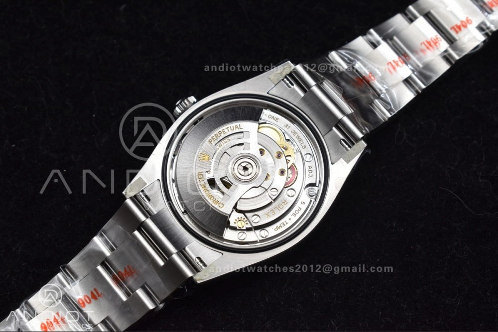 ZipUp Oyster Perpetual 126000 36mm Clean 1:1 Best Edition 904L Steel Silver Black VR 950
