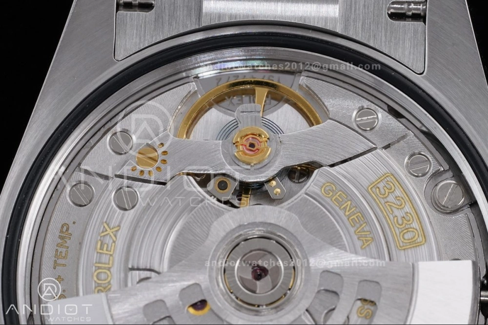 Seasonal Oyster Perpetual 126000 36mm KRF 1:1 Best Edition 904L Steel Pistachio Dial VR 966