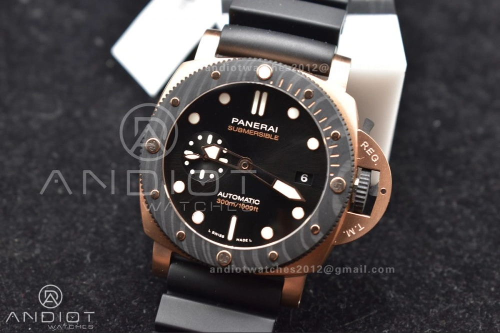 ComfortFit PAM1070 W SBF 1:1 Best Edition Black Dial on Black Rubber Strap P 322
