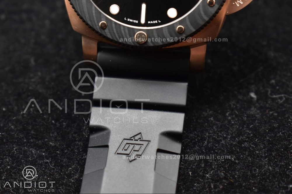 PAM1070 W SBF 1:1 Best Edition Black Dial on Black Rubber Strap P Tailored 434