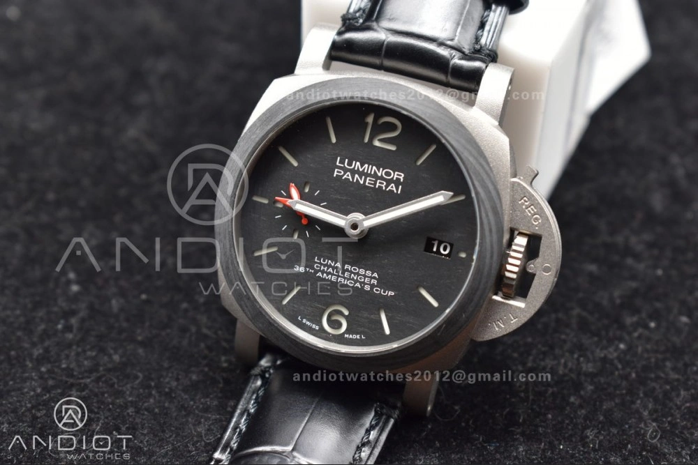 Stylish PAM1096 W Luminor GMT 42mm Titanium VSF 1:1 Best Edition Black Dial on Black Leather Strap P.9011 Super Clone 335