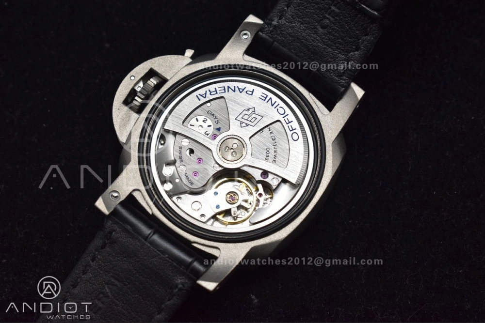 PAM1096 W Luminor GMT 42mm Titanium VSF 1:1 Best Edition Black Dial on Black Leather Strap P.9011 Super Clone UrbanStyle 986