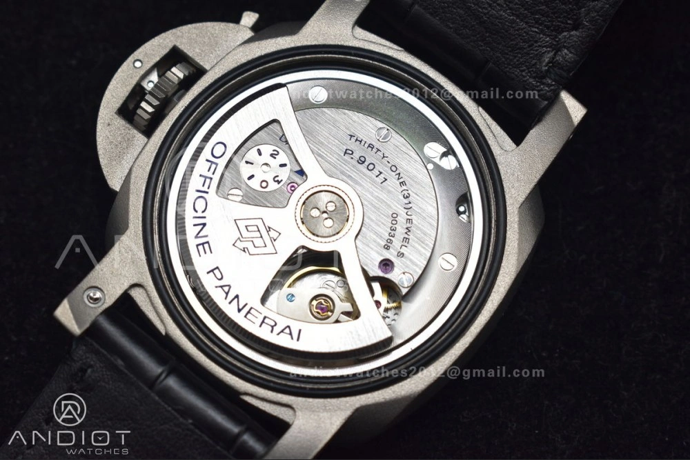 PAM1096 W Luminor GMT 42mm Titanium VSF 1:1 Best Edition Black Dial on Black Leather Strap P.9011 Super Clone UrbanStyle 986