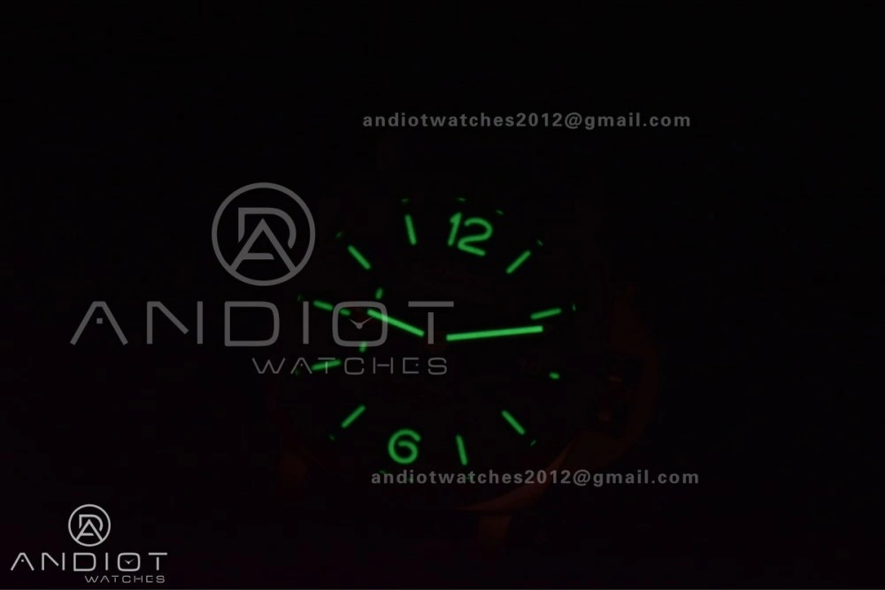 PAM1096 W Luminor GMT 42mm Titanium VSF 1:1 Best Edition Black Dial on Black Leather Strap P.9011 Super Clone UrbanStyle 986