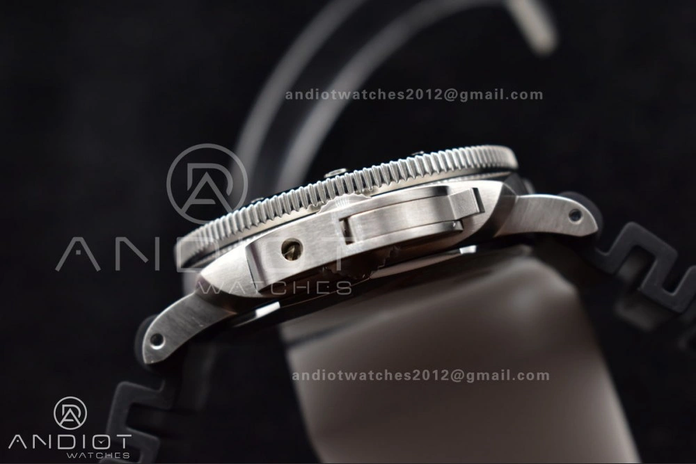 PAM1229 Y SBF 1:1 Best Edition Black Dial on Black Rubber Strap P ModernLook 323