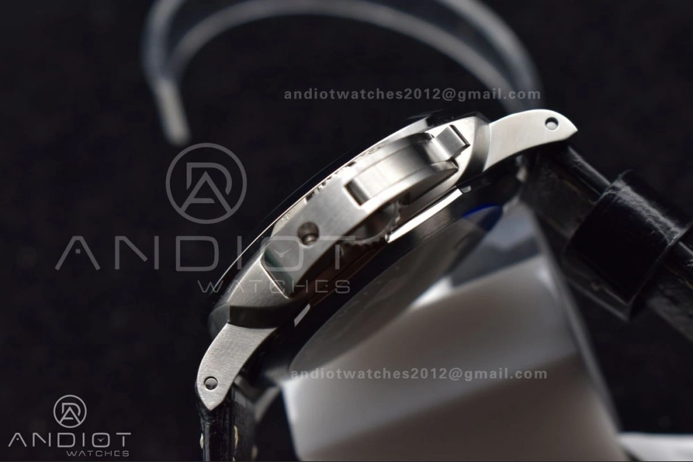 OdorResistant PAM1312  VSF 1:1 Best Edition Black Dial on Black Leather Strap P. 328