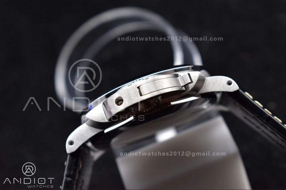 ComfortFit PAM1312 SBF 1:1 Best Edition Black Dial on Black Leather Strap P.9010 Clone 350