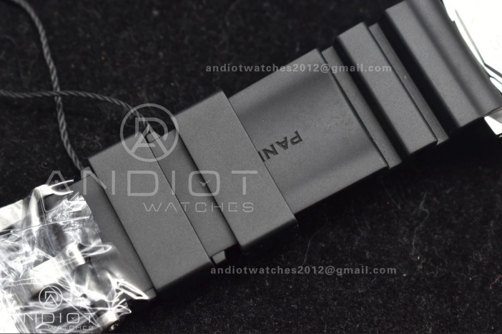 PAM1323 VSF 1:1 Best Edition Grey Dial On Black Rubber Strap P StreetReady 348
